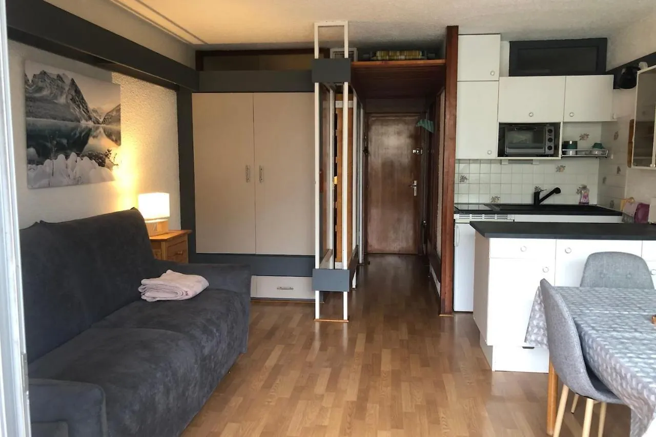 Apt With Balcon Near The Slopes Saint Chaffrey 0*, Сен-Шафре Франция